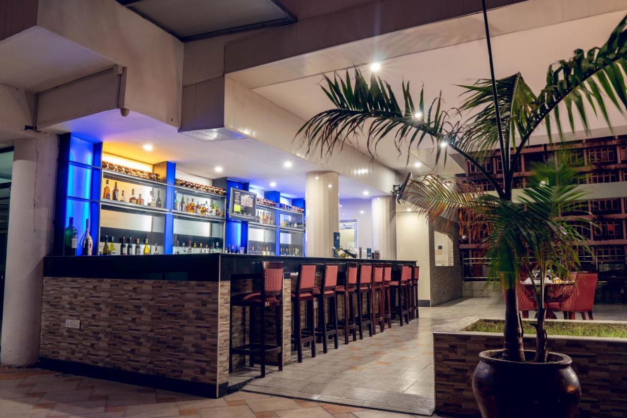 Peacock Hotel Dar es Salaam Bagian luar foto