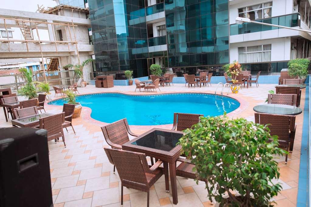 Peacock Hotel Dar es Salaam Bagian luar foto