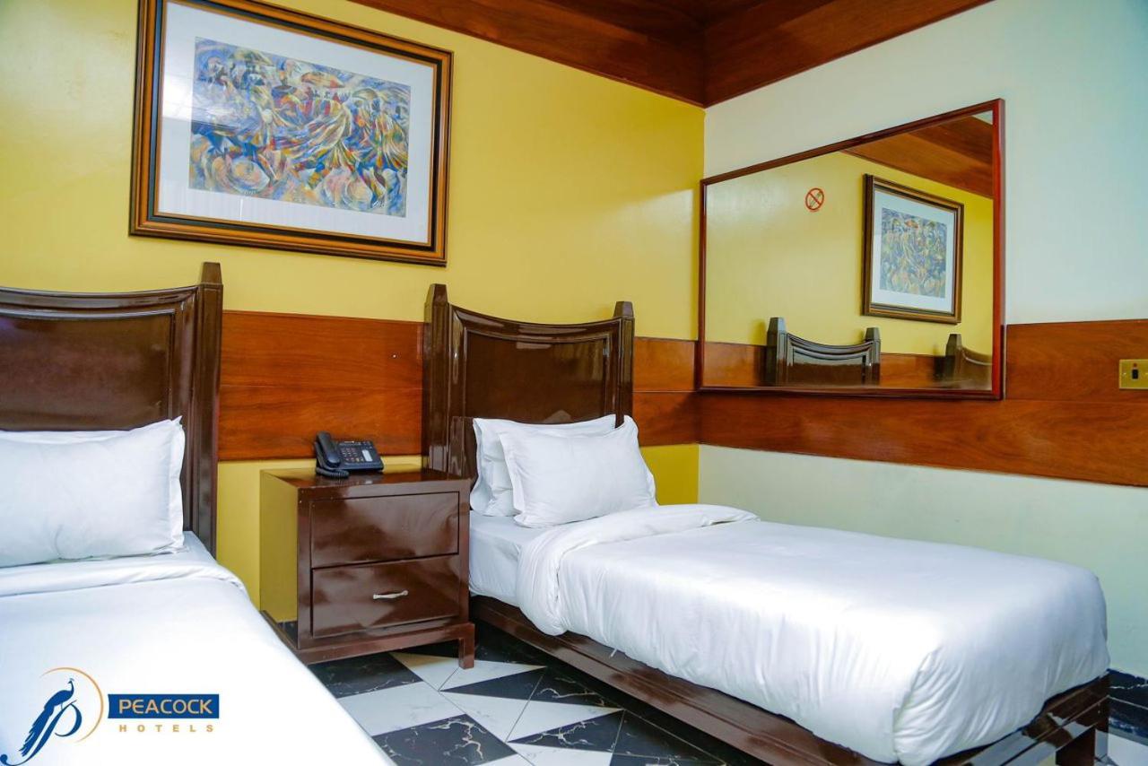 Peacock Hotel Dar es Salaam Bagian luar foto