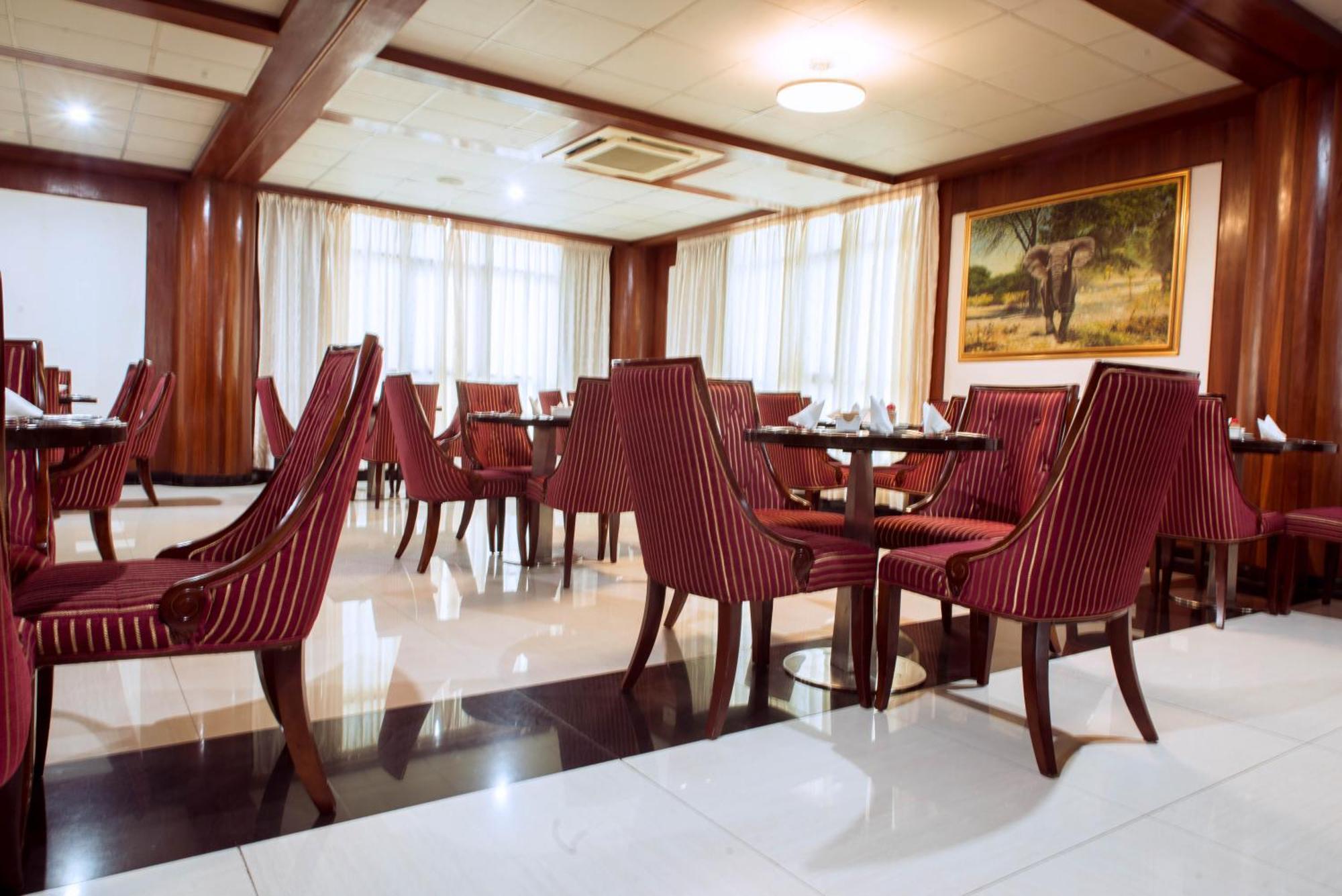 Peacock Hotel Dar es Salaam Bagian luar foto